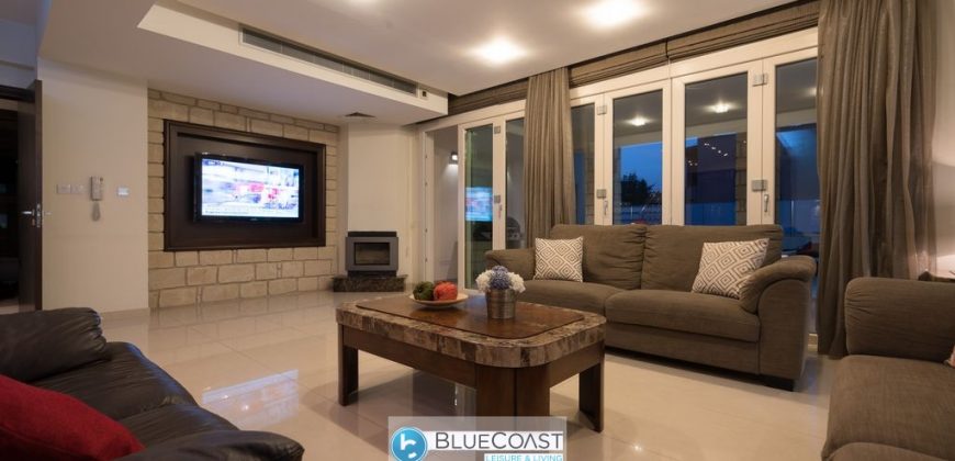 Paphos Luxury 6Bdr Villa Universal For Rent BC044