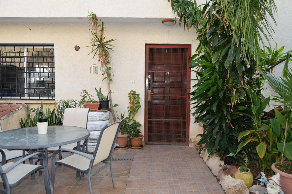 Paphos Chloraka 3 Bedroom Townhouse For Sale BC093