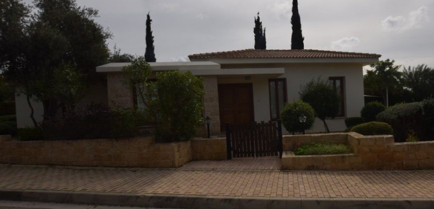 Paphos Kouklia – Aphrodite Hills Bungalow For Sale RMR28442