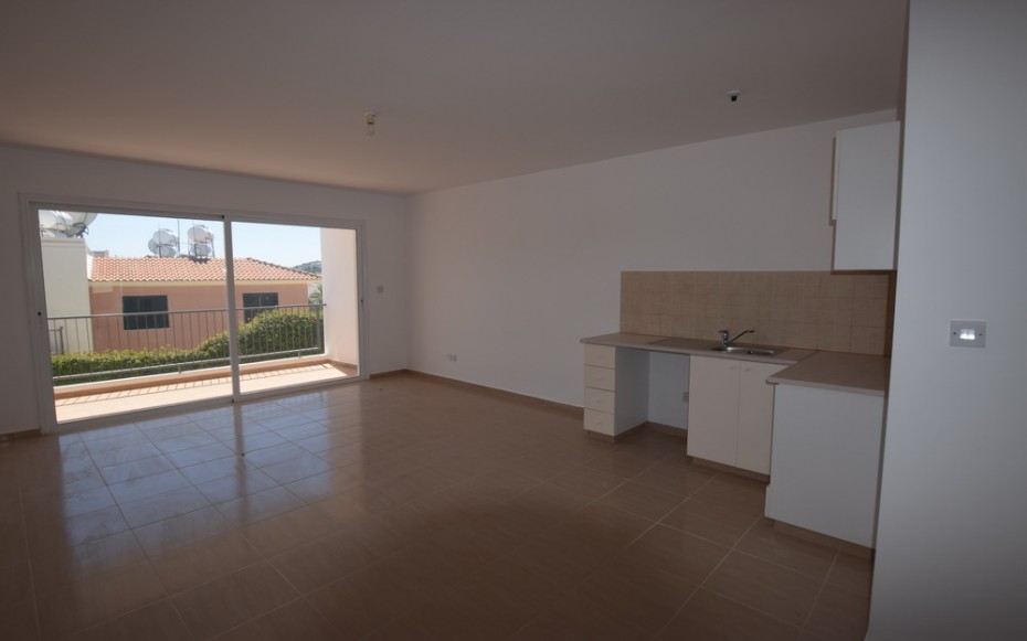 Paphos Pegia Apartment For Sale RMR16024