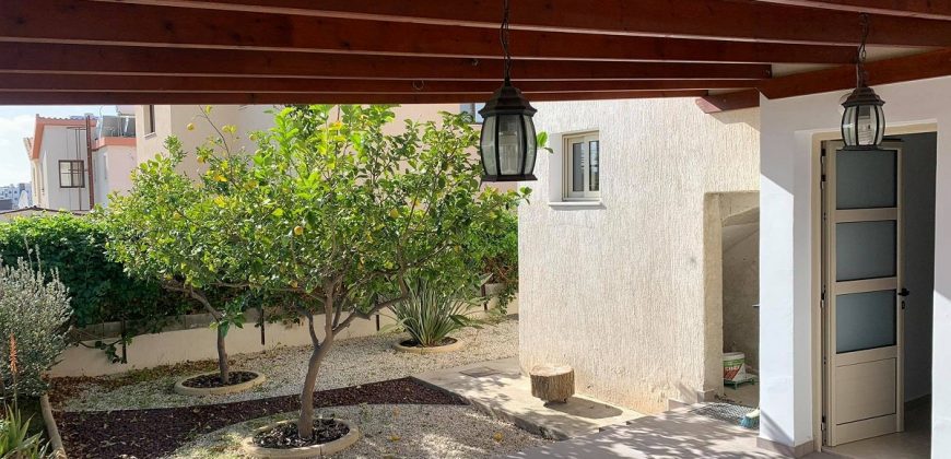 Paphos Chloraka 3 Bedroom Townhouse For Sale BC148