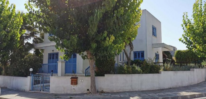 Paphos Koili Town House For Sale AMR14085