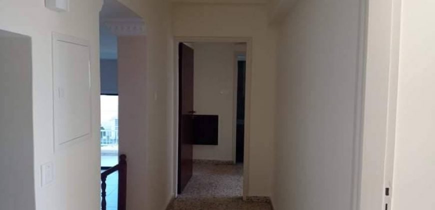 Paphos Town 3 Bedroom Apartment Penthouse For Rent BCP043
