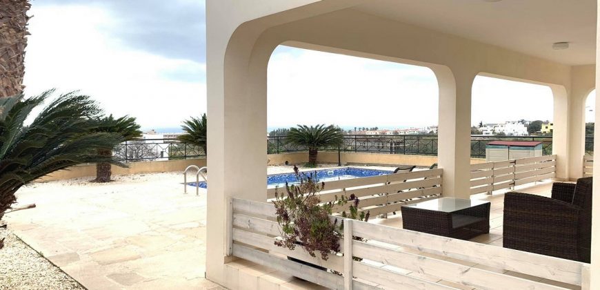 Paphos Kissonerga 3 Bedroom Villa For Rent BC193