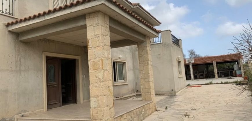 Paphos Kissonerga 5 Bedroom Villa For Rent BC191