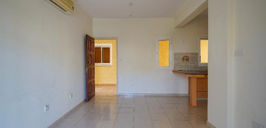 Paphos 1 Bedroom Apartment For Sale AMR33241