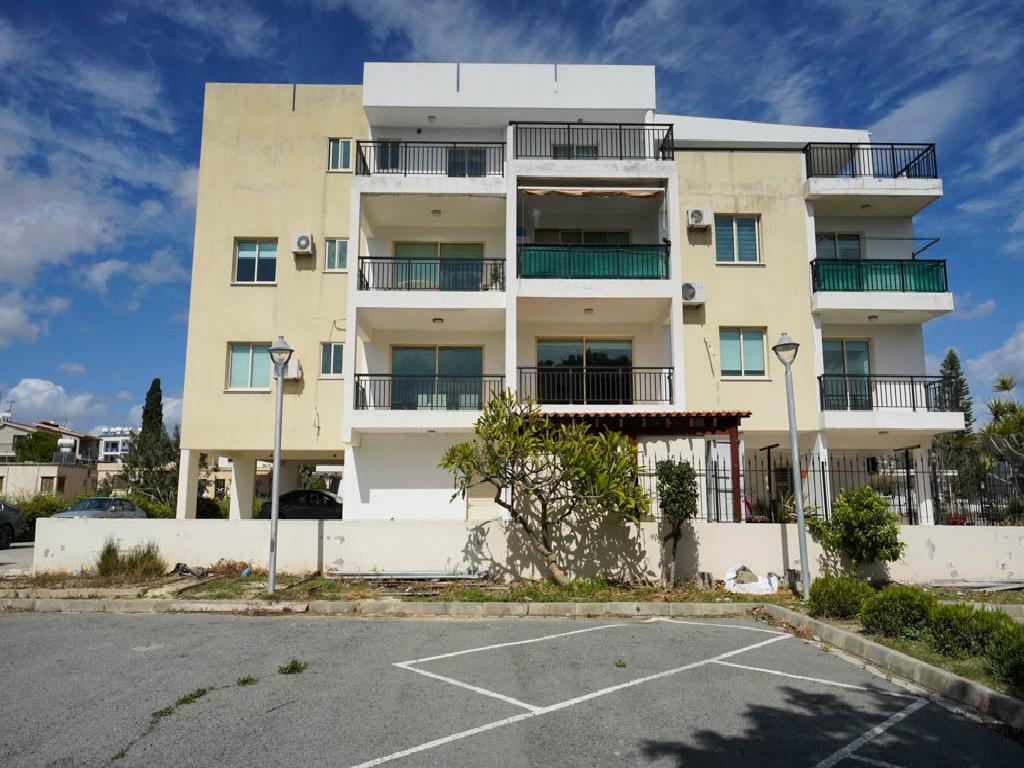 Paphos 2 Bedroom Apartment For Sale AMR33542