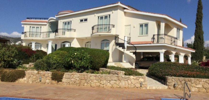 Paphos 6 Bedroom Detached Villa For Sale WWR5508