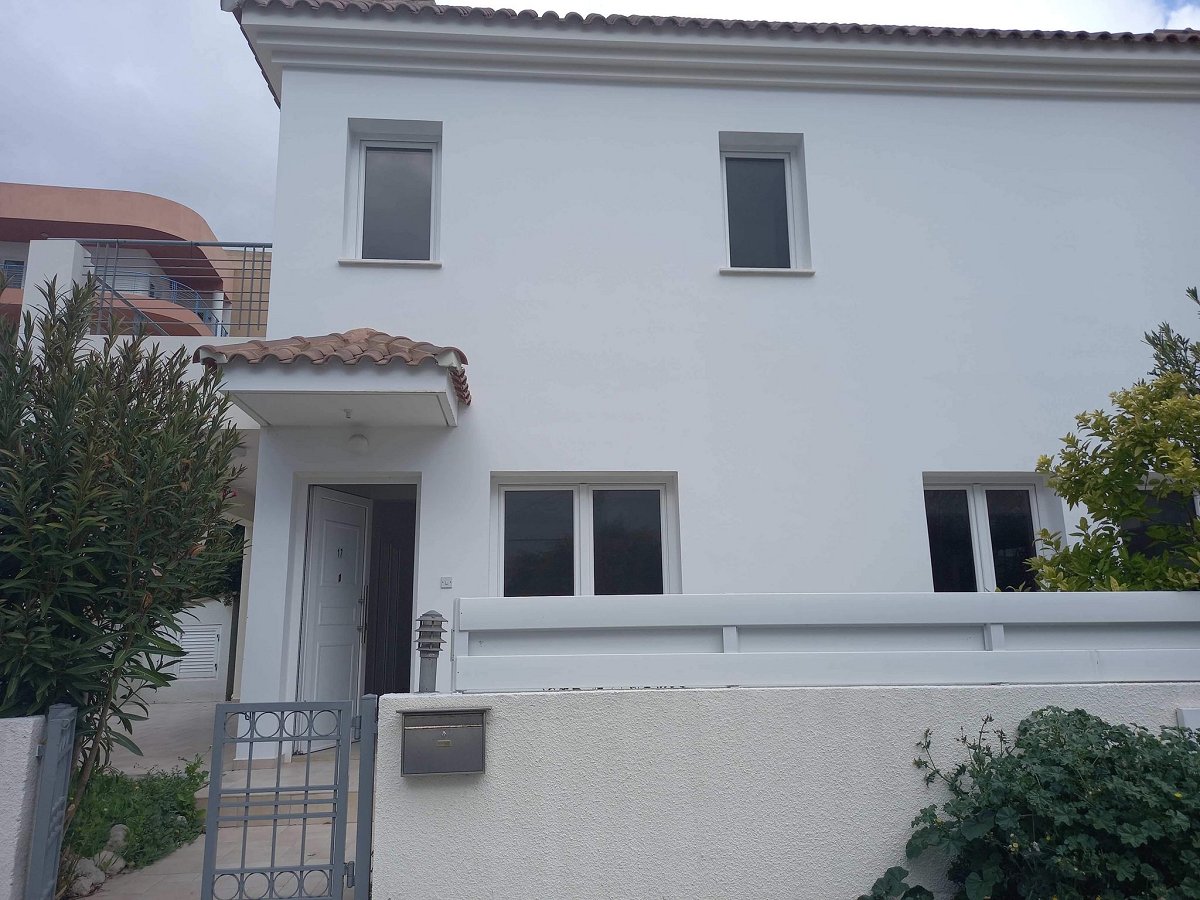 Paphos Agios Theodoros 3 Bedroom House For Rent BCP033