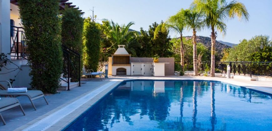 Paphos Latchi 5 Bedroom Detached Villa For Sale WWR5852