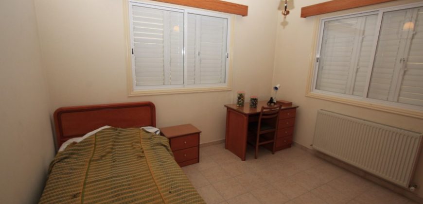 Paphos Petrideia 4 Bedroom Bungalow For Sale WWR5766