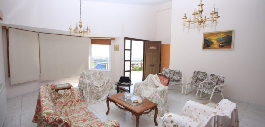 Paphos Petrideia 4 Bedroom Bungalow For Sale WWR5766