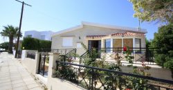 Paphos Petrideia 4 Bedroom Bungalow For Sale WWR5766