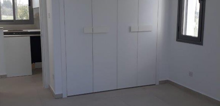 Kato Paphos Universal 2 Bedroom Apartment For Rent LPTUFR002