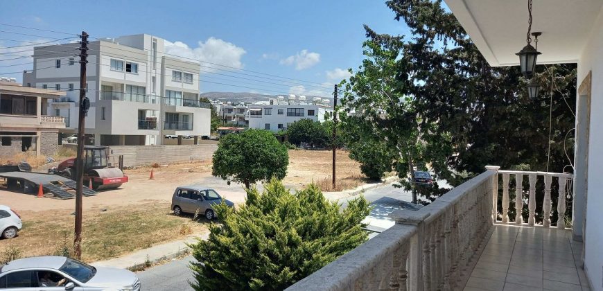 Paphos 3 Bedroom Apartment For Rent BCP050