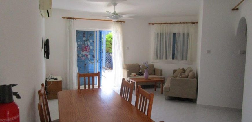 Paphos Chloraka 2 Bedroom Apartment For Rent LPTTRE16