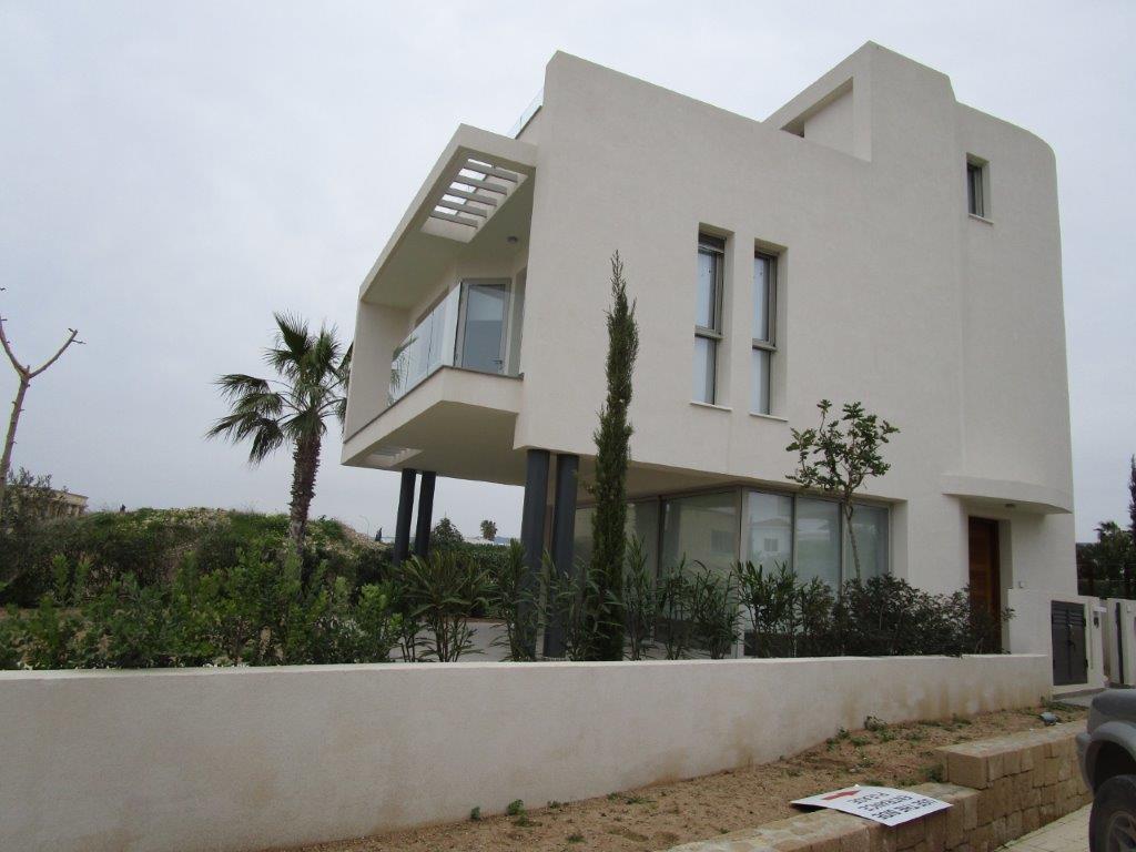 Paphos Chloraka 3 Bedroom Villa For Rent LPTADOV3