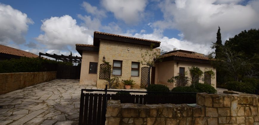 Paphos Kouklia 3 Bedroom Villa For Sale NGM10545