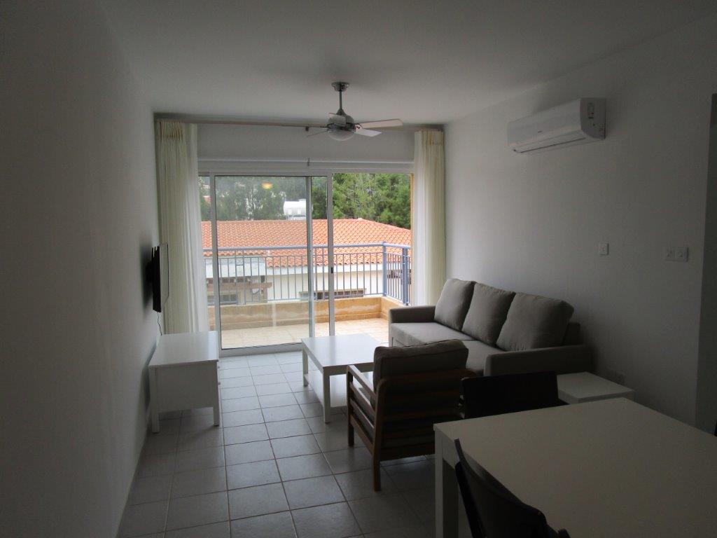Paphos Peyia 2 Bedroom Apartment For Rent LPTPEGB301