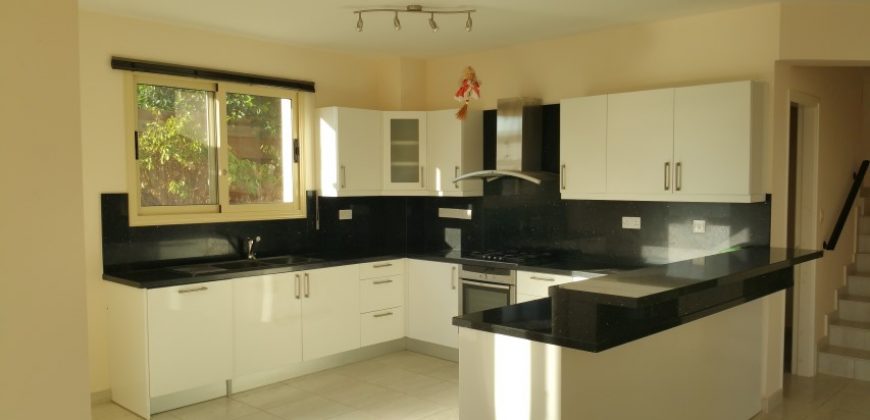 Paphos Seacaves 3 Bedroom Detached Villa For Sale CLPR0400