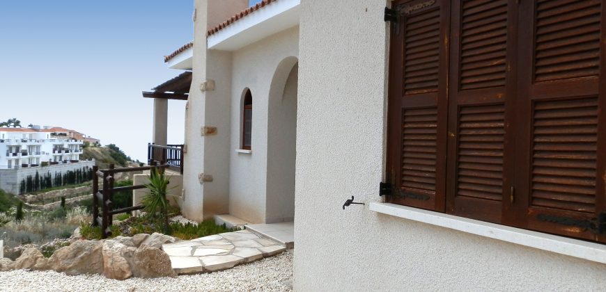 Paphos Tala Kamares 3 Bedroom Villa For Rent LPTKAR8A