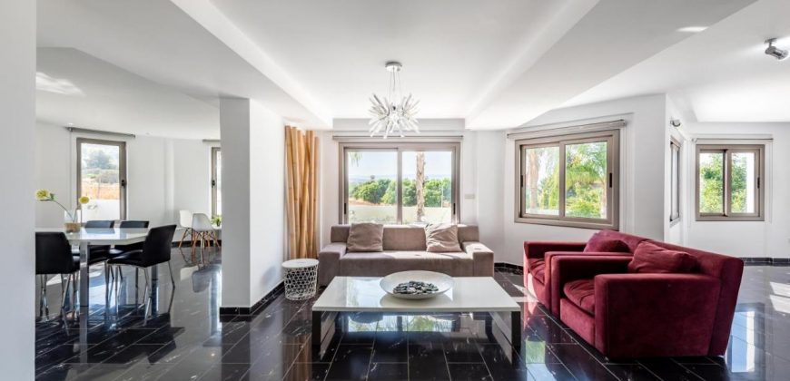Paphos Argaka 4 Bedroom Villa For Sale BC235