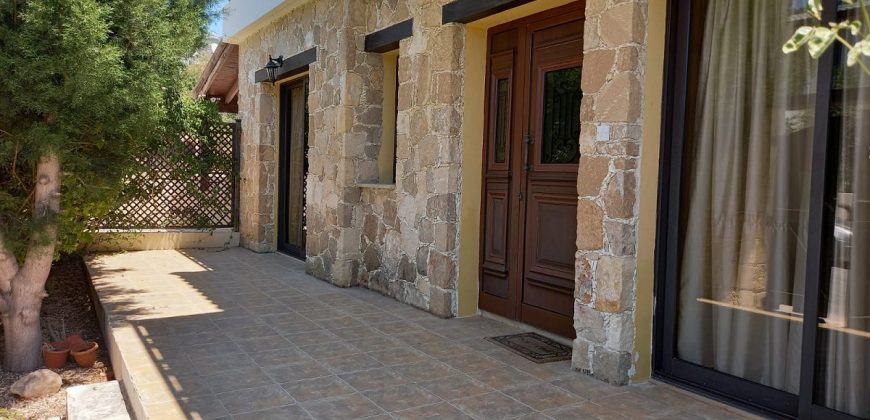 Paphos Tala 3 Bedroom Villa For Rent BC271