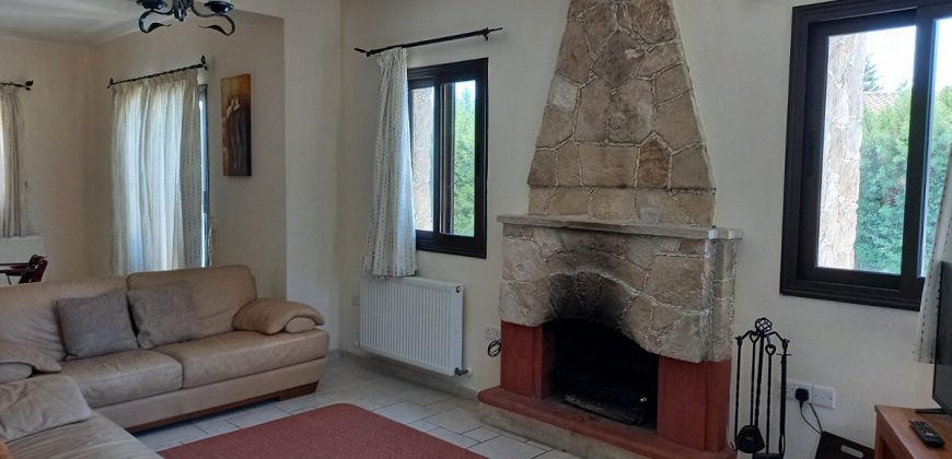 Paphos Tala 3 Bedroom Villa For Rent BC271