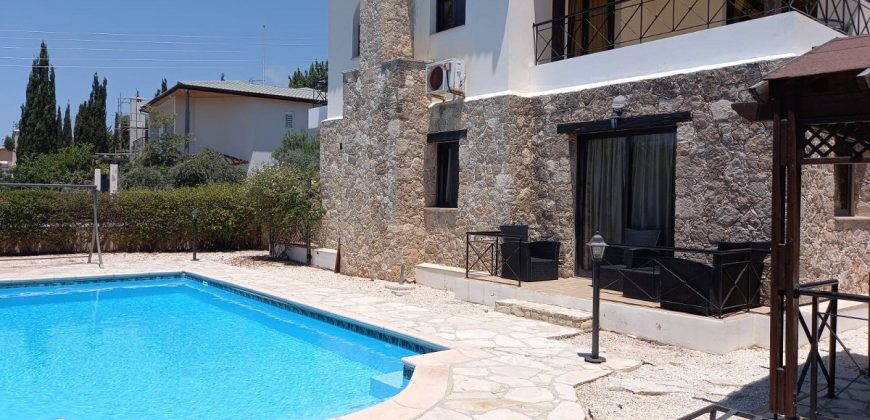 Paphos Tala 3 Bedroom Villa For Rent BC271