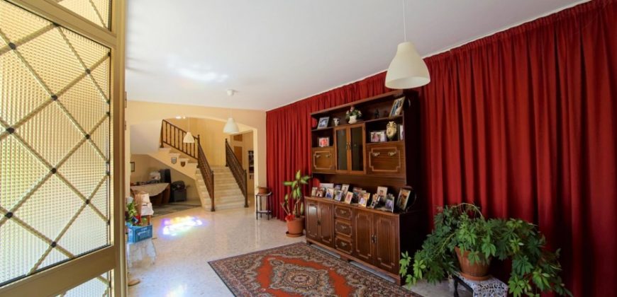 Limassol Episkopi 5 Bedroom Detached Villa For Sale BSH11838