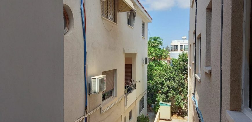 Paphos Town 4 Bedroom Apartment For Rent BC313