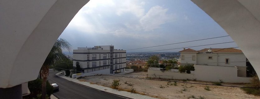 Limassol Agia Fyla 6 Bedroom House For Sale BC372