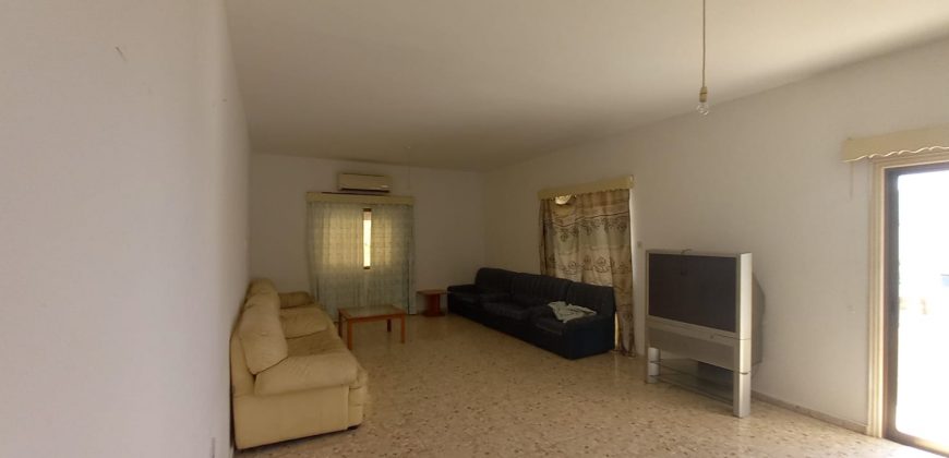 Paphos Chloraka 4 Bedroom Apartment For Rent BC351