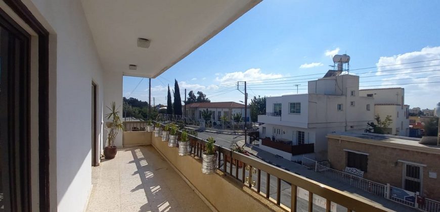 Paphos Chloraka 4 Bedroom Apartment For Rent BC351