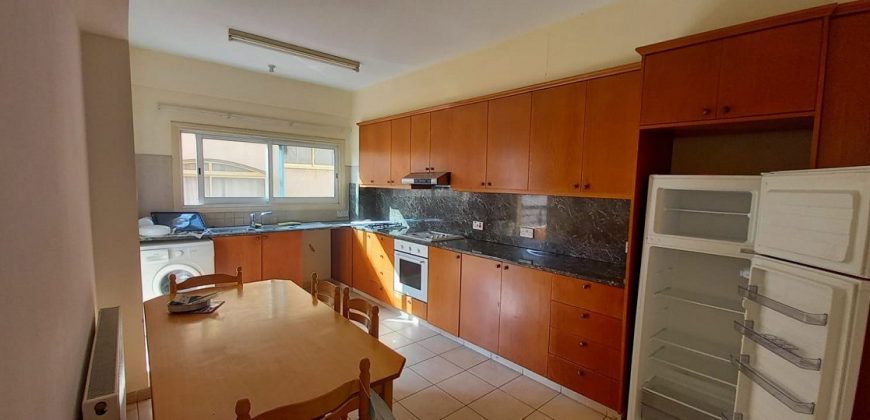 Paphos Town 3 Bedroom Apartment For Rent BC376