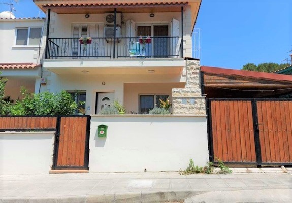 Limassol Germasogia 4 Bedroom Semi Detached Villa For Sale BSH20098