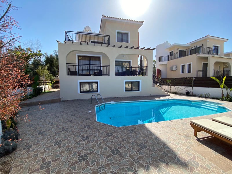 Paphos Chloraka 4 Bedroom Villa For Rent BCP108