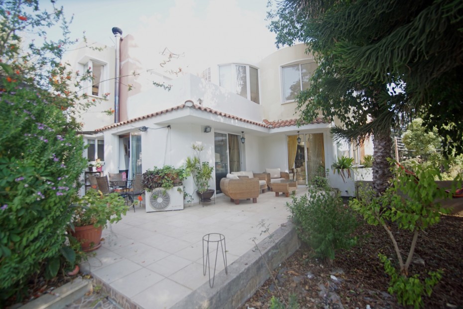 Paphos Chloraka 7 Bedroom Detached Villa For Sale BSH5183