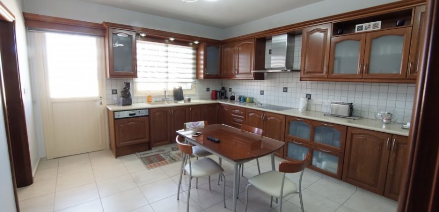 Paphos Geroskipou 4 Bedroom Apartment For Sale BSH16062