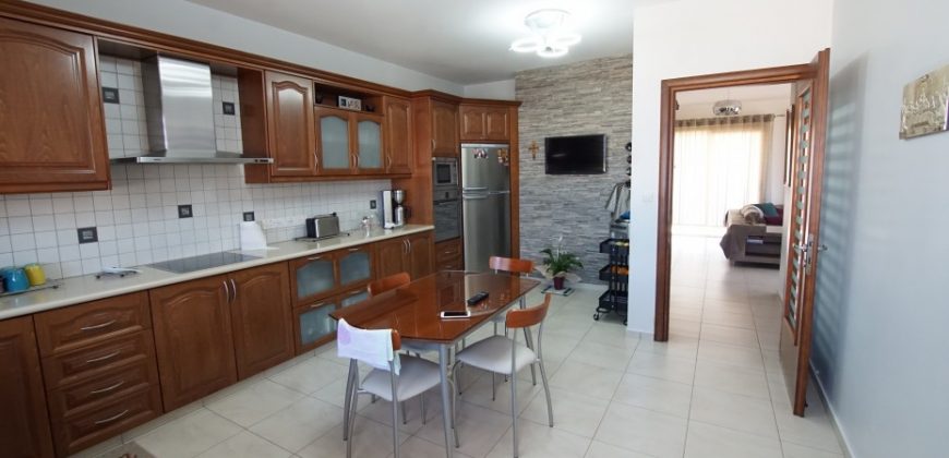 Paphos Geroskipou 4 Bedroom Apartment For Sale BSH16062