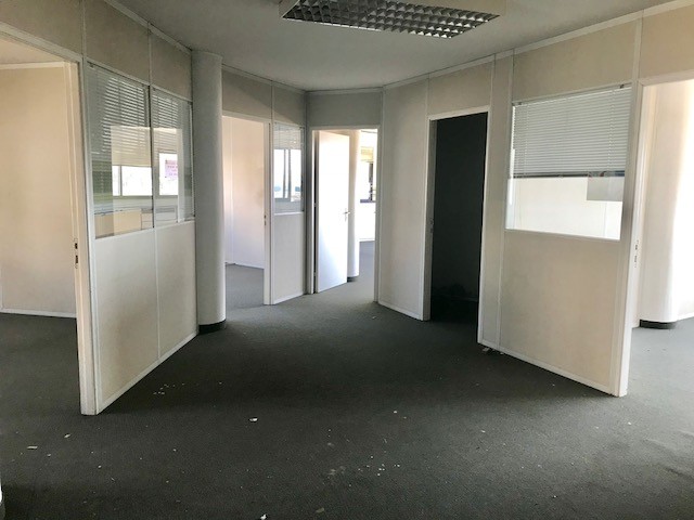 Paphos Town Office For Sale BSH6915