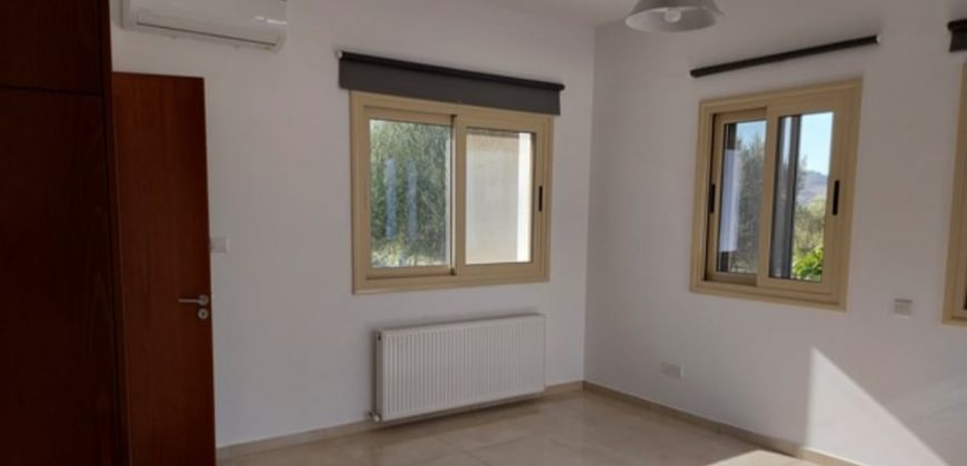 Paphos Polemi 3 Bedroom Bungalow For Rent BCP115