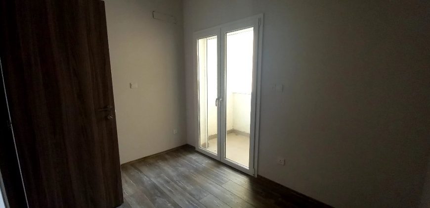 Limassol Germasogeia 4 Bedroom Apartment For Rent XRP009