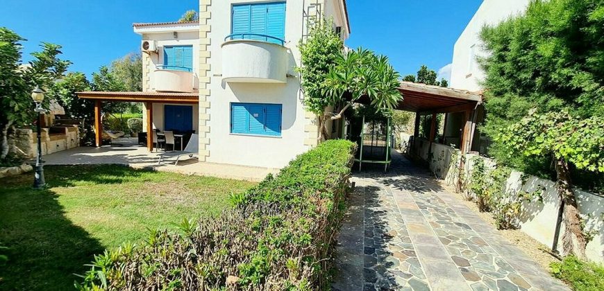 Paphos Chloraka 4 Bedroom House For Sale ZRP24347