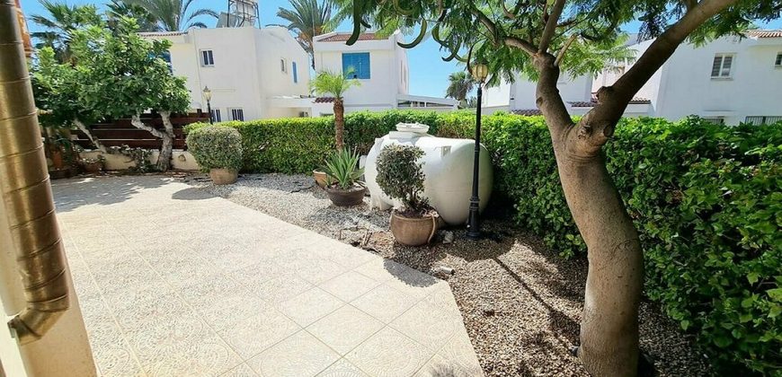 Paphos Chloraka 4 Bedroom House For Sale ZRP24347