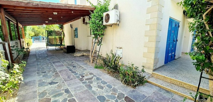 Paphos Chloraka 4 Bedroom House For Sale ZRP24347