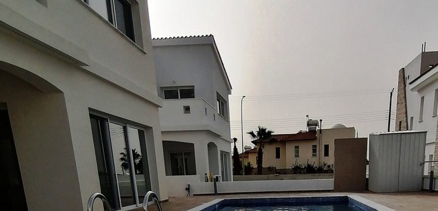 Paphos Peyia 3 Bedroom Villa For Rent BC411