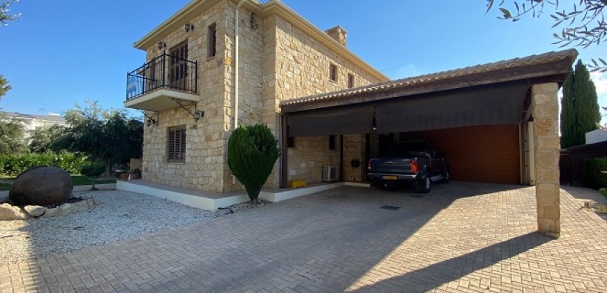Paphos Konia 6-Bedroom Villa  MYM10195