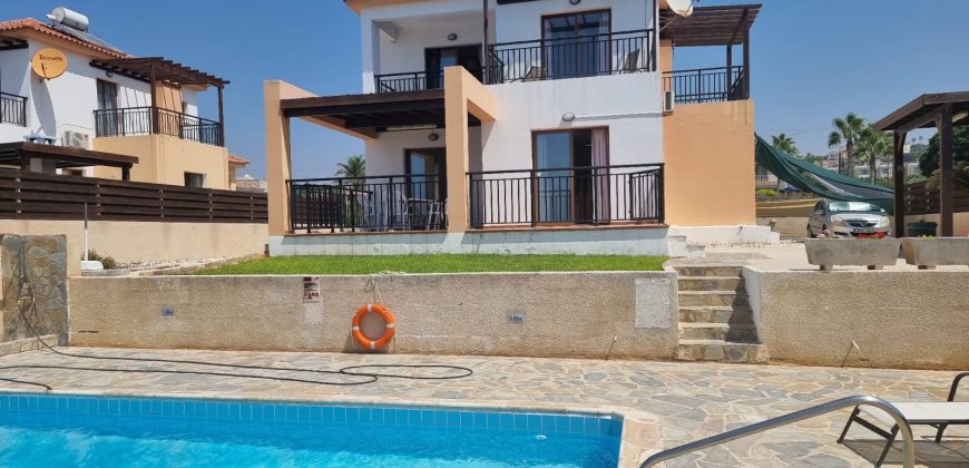 Paphos Kissonerga 3 Bedroom Villa For Rent GRN006