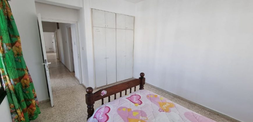 Paphos Chloraka 3 Bedroom Apartment For Rent BC437